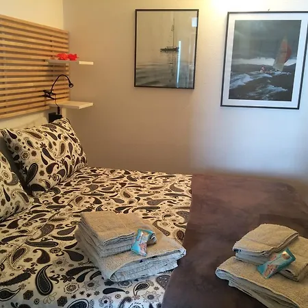 Rosso Su Portofino * Chiavari