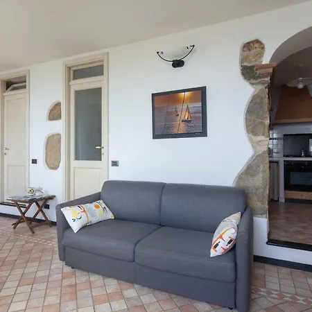 Rosso Su Portofino * Chiavari