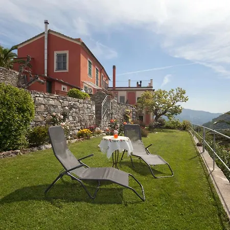 Appartamento Rosso Su Portofino